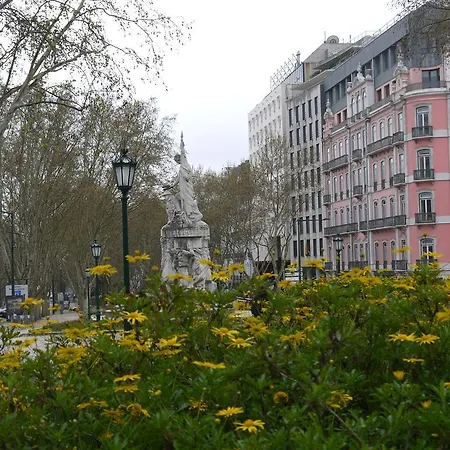 Double L - Avenida Lisboa